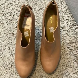 Platform Nine West Nude Booties size 10